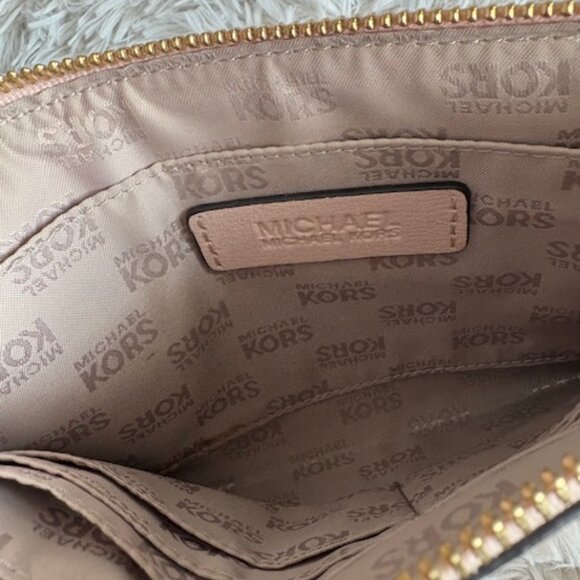 Michael Kors Studded Blush Pink Clutch NWOT - Picture 4 of 6